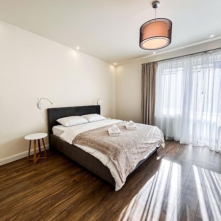 La Teatru - 2Bd Apartment Near Theatre And Old Town ブラショフ エクステリア 写真